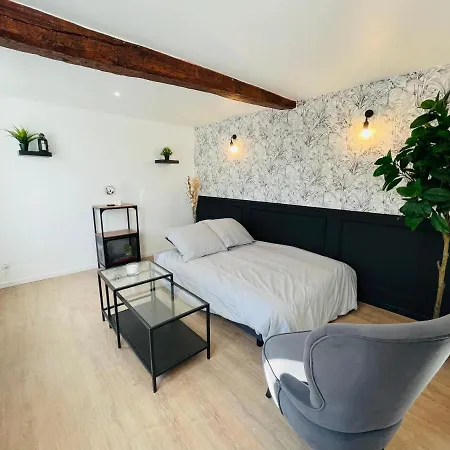 Apartment Le Champs Des Oiseaux *