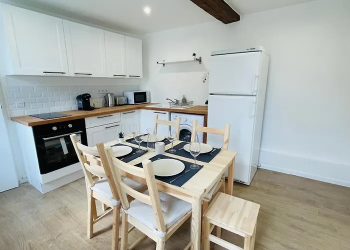 Le Champs Des Oiseaux Apartment *